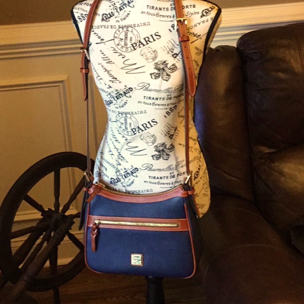 Dooney &Bourk handbag